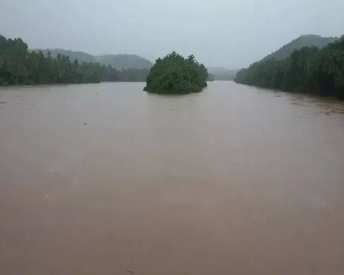 നദികളില്‍ ജലനിരപ്പ് ഉയരുന്നു; കക്കയം ഡാം തുറന്നേക്കും