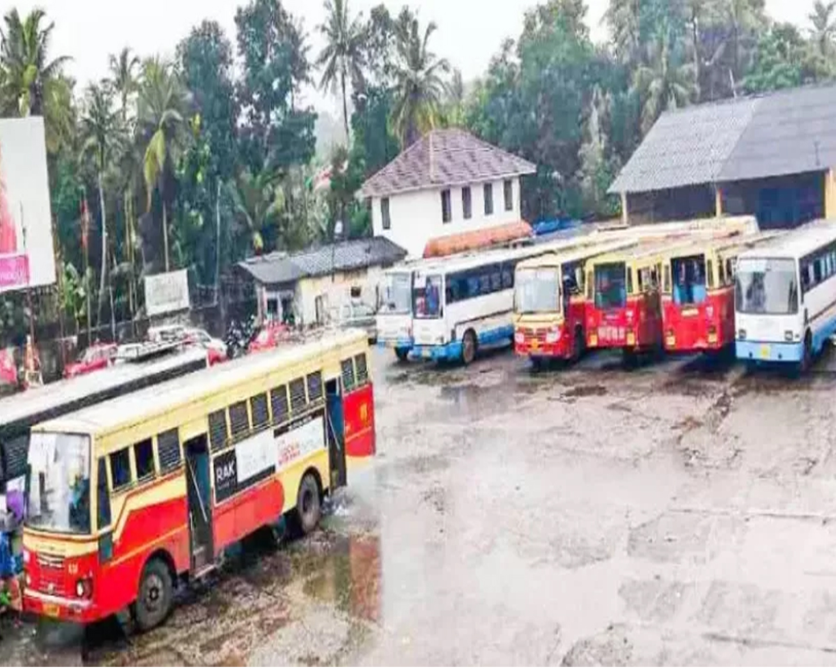 ശുചിമുറി മാലിന്യം പെരിയാറിലേക്ക് ഒഴുക്കി, കെഎസ്ആർടിസിക്ക് നോട്ടീസയച്ച് പഞ്ചായത്ത്