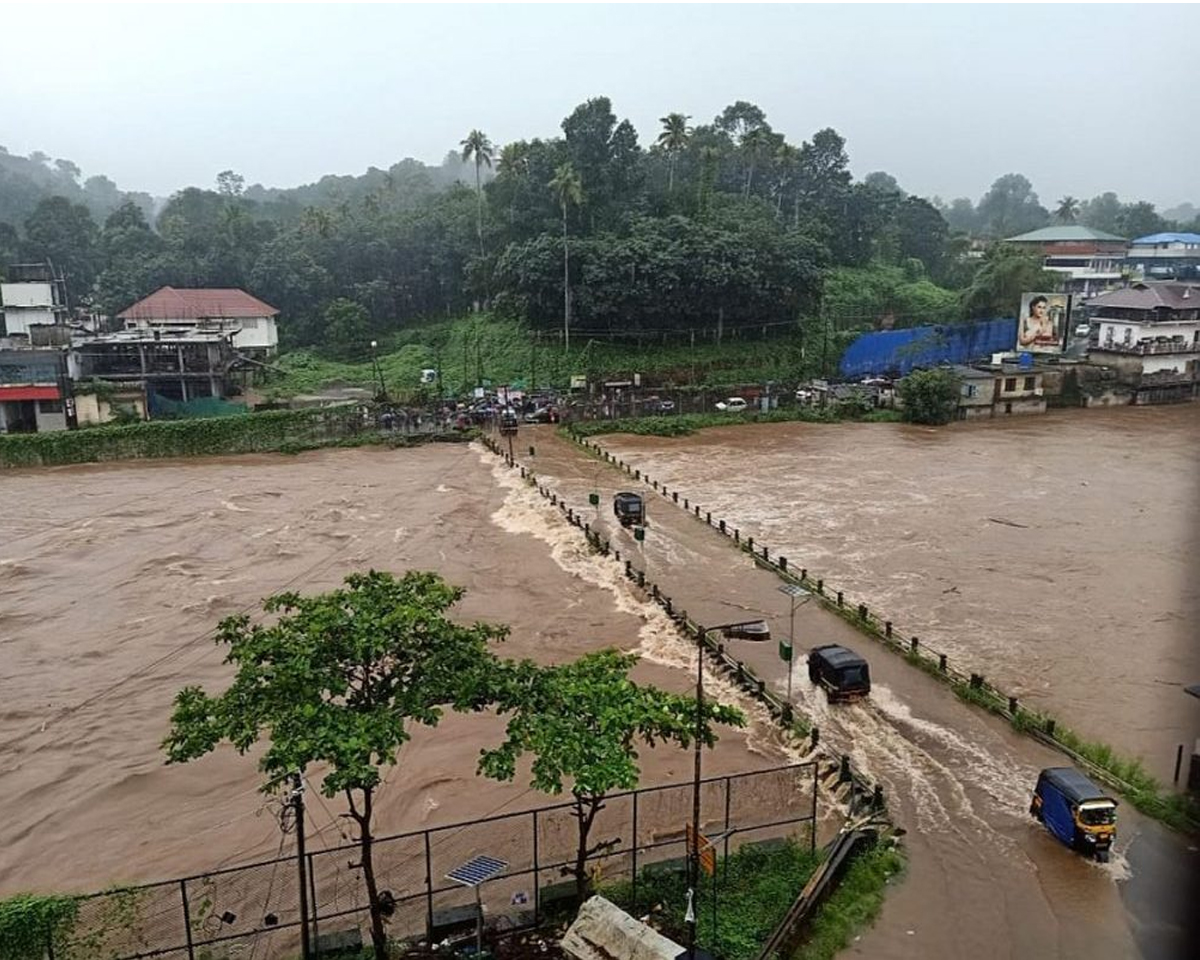 സംസ്ഥാനത്ത് നദികളിലെയും ഡാമുകളിലെയും ജലനിരപ്പ് ഉയരുന്നു