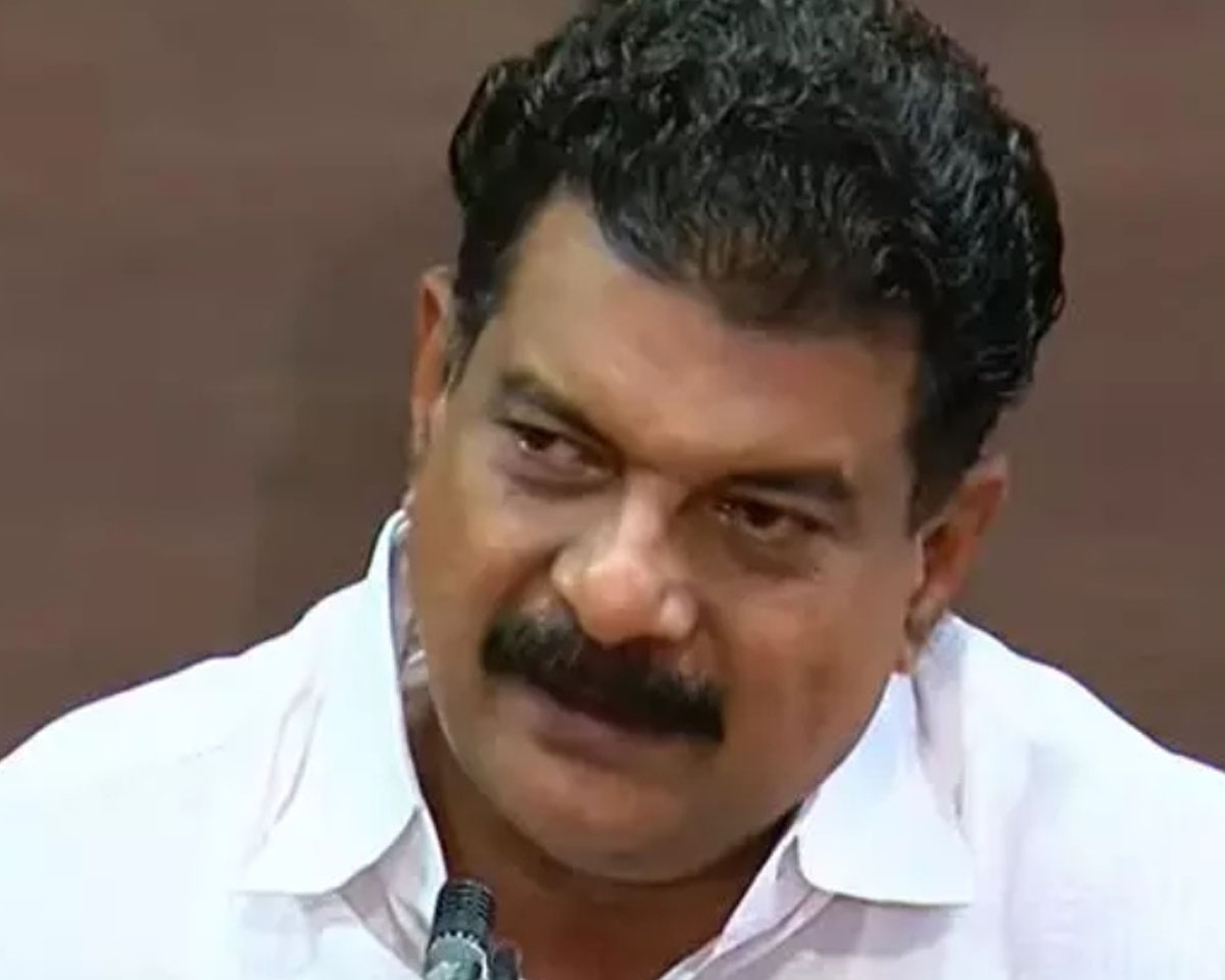 ‘ഘടകകക്ഷിയായി ഉള്‍പ്പെടുത്തണം’; യുഡിഎഫിനൊപ്പം പ്രവർത്തിക്കാൻ താൽപര്യമെന്ന് പി വി അൻവർ